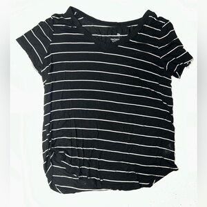 SO Women's Short Sleeve Tee in Black with White Stripes